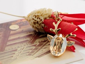 小鹿吉祥婚饰礼物——十一后时尚分享