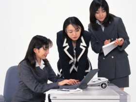 大学生精英团队齐聚(电商)创业大赛 优秀人才摩拳擦掌