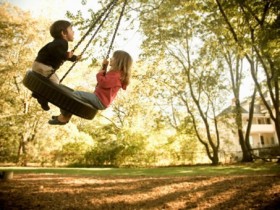 前行的道路,有些人渐行渐远——原创征文作品